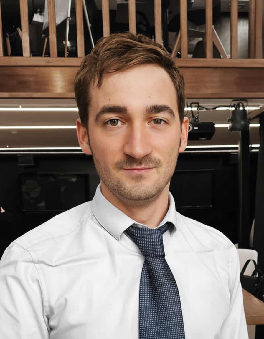 Преподаватель Арран, носитель языка — Великобритания