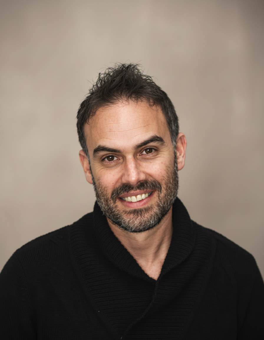 Преподаватель Хулио, носитель языка — Испания